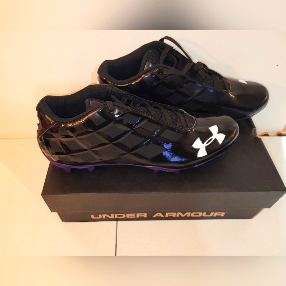 Under Armour Men's Football Cleats! Size- 14 & 15